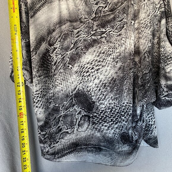 Lola & Sophie New York Snakeskin Print Blouse XS | Zip Shoulder Top - Picture 5 of 5